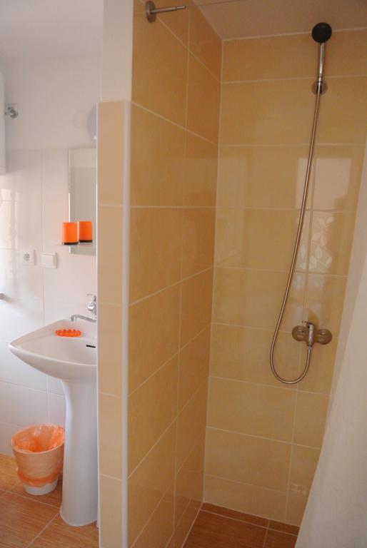 Apartmany Ruze Липова-Лазне Экстерьер фото