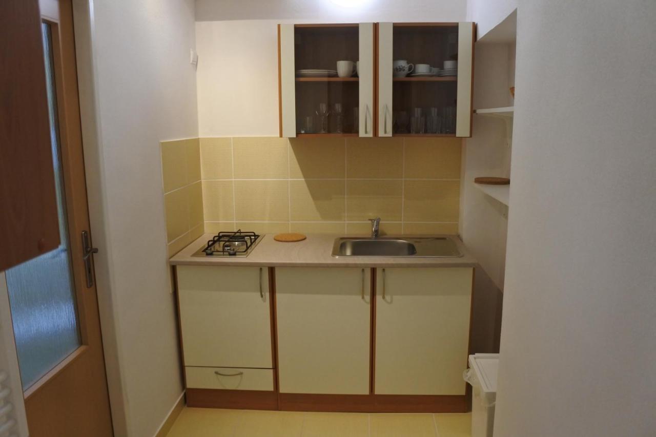 Apartmany Ruze Липова-Лазне Экстерьер фото