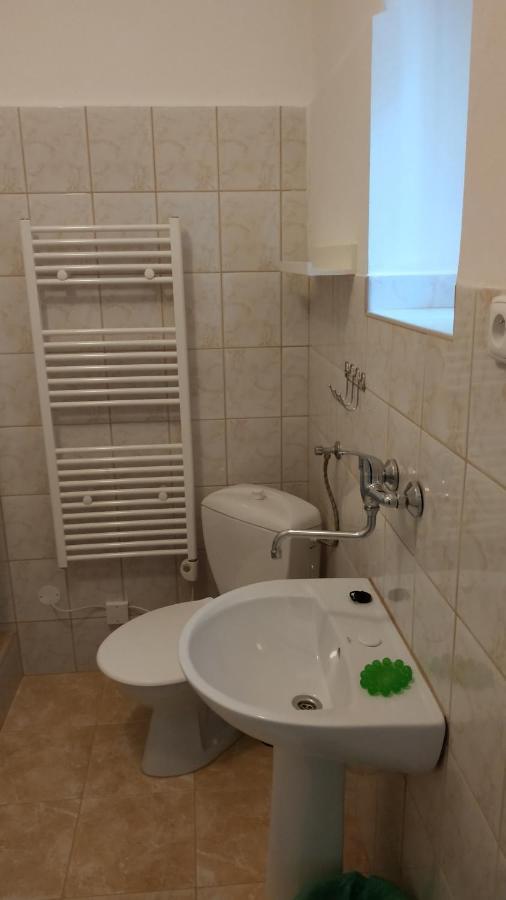 Apartmany Ruze Липова-Лазне Экстерьер фото